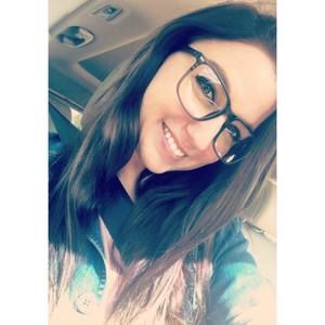 Meet your Posher, Leanna